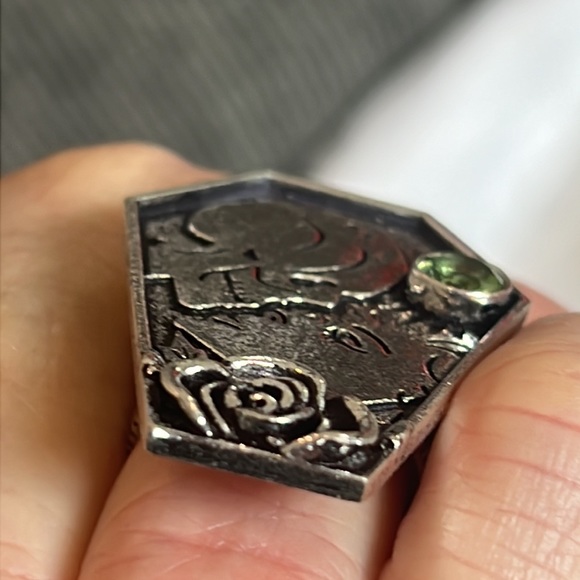 #118 Skeleton & Day of The Dead ๐ Peridot Handcrafted Ring ๐ Size 8 - Picture 7 of 16